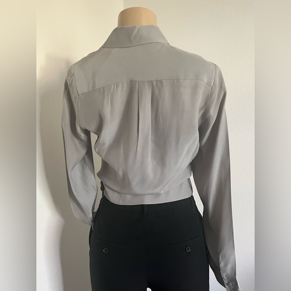 J Brand 100% Silk Wrap Blouse Gray Long Sleeve Size Small - Picture 4 of 9